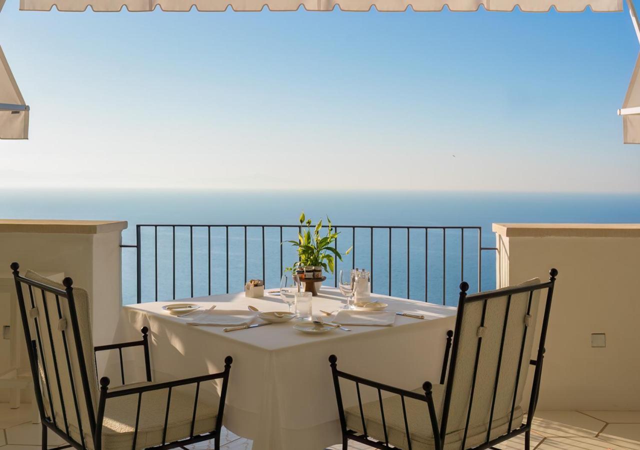 Furore Grand Hotel Екстериор снимка