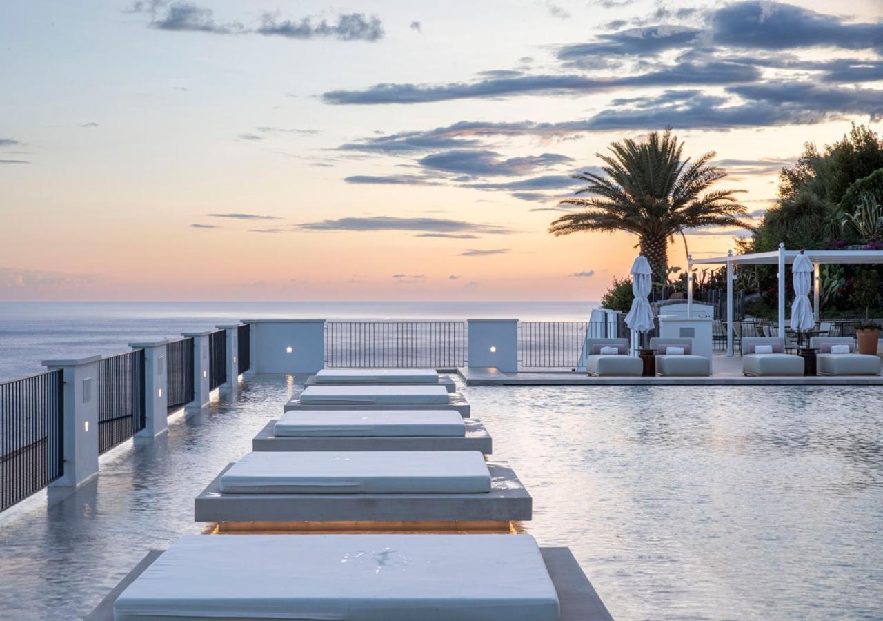 Furore Grand Hotel Екстериор снимка
