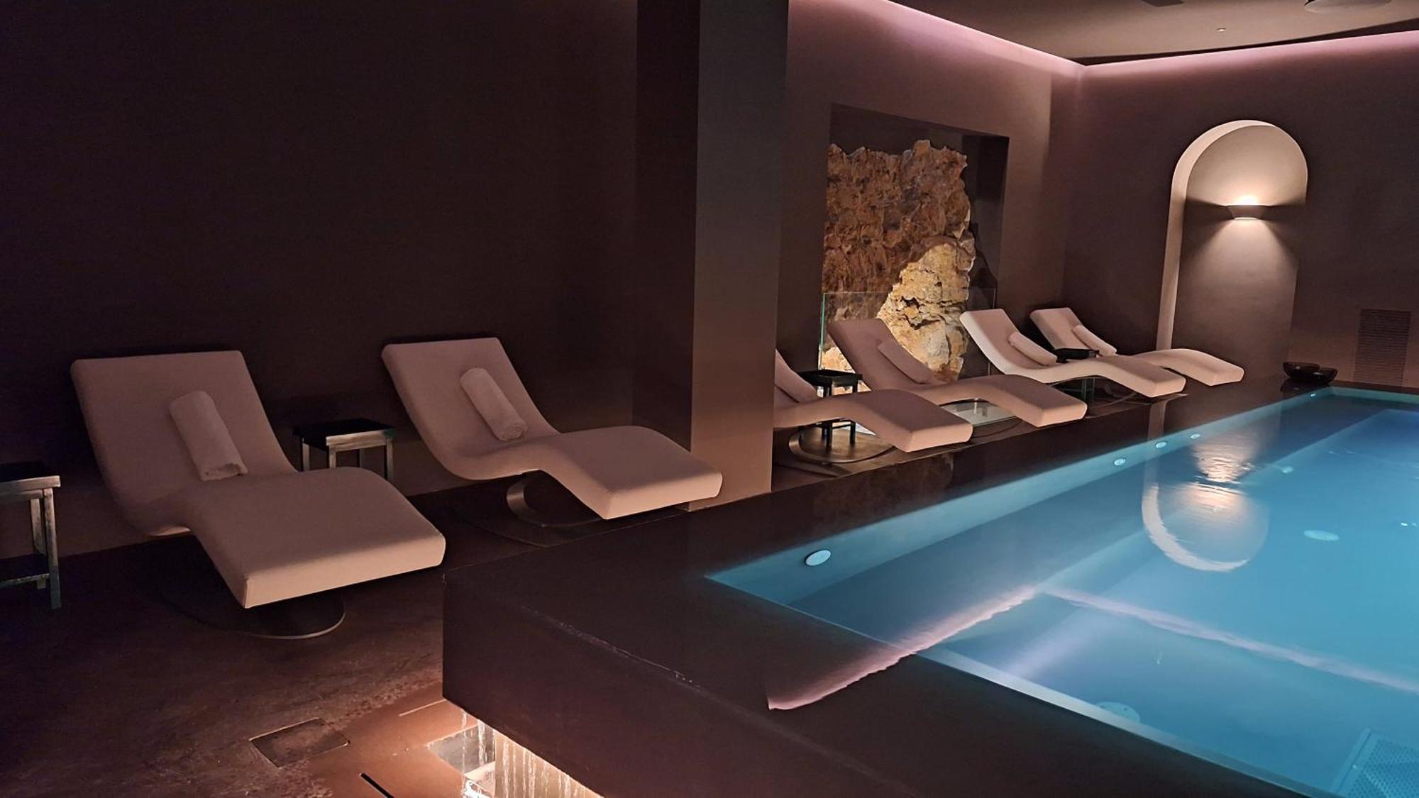 Furore Grand Hotel Екстериор снимка